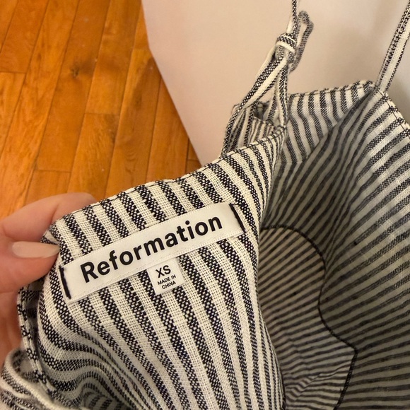 Reformation Aubree Linen Dress - Picture 4 of 4